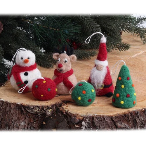 Ashford Needle Felting Kit - Christmas Ornaments 2 Ashford Needle Felting Kit - Christmas Ornaments - Image 2