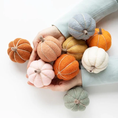 Sculpting With Wool Needle Felting Kit - Pumpkin Party 1 Sculpting With Wool Needle Felting Kit - Pumpkin Party