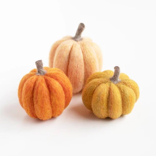 Sculpting With Wool Needle Felting Kit - Pumpkin Trio 2 Sculpting With Wool Needle Felting Kit - Pumpkin Trio - Image 2