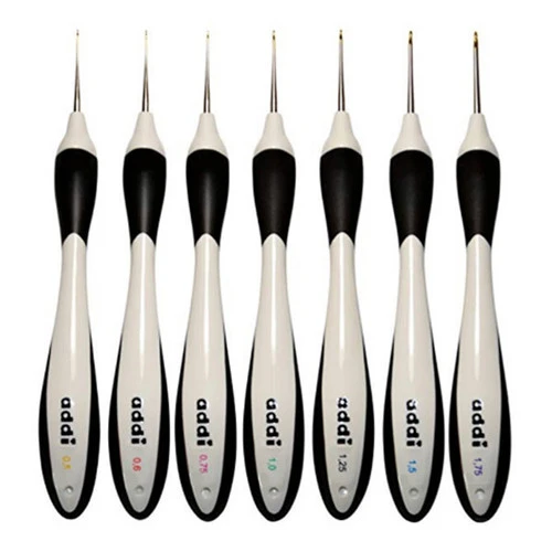 Addi Swing Crochet Hook Set - Fine 2 Addi Swing Crochet Hook Set - Fine - Image 2