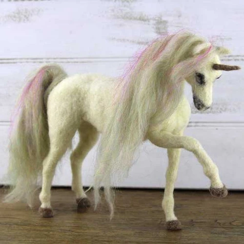 World Of Wool Felting Kit - Una The Unicorn 1 World Of Wool Felting Kit - Una The Unicorn